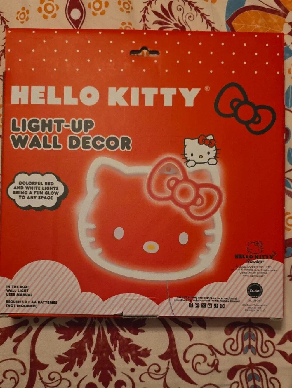 Hello Kitty Red & White Light-Up Wall Accent